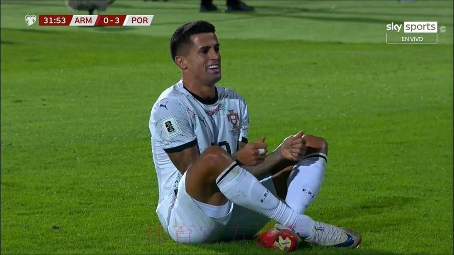 罗马诺:皇马本可签坎塞洛 但对阵容很满意所以拒绝 罗马诺:皇马本可签坎塞洛 但对阵容很满意所以拒绝